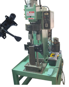 國產(chǎn)液壓鉚接機多少錢一臺?