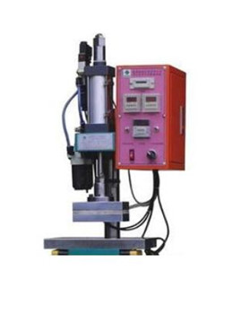 氣壓鉚接機(jī)怎么調(diào)壓力？丹峰機(jī)械科普！