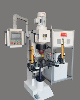 鉚接機(jī)鉚接后鉚釘開裂的原因有哪些？